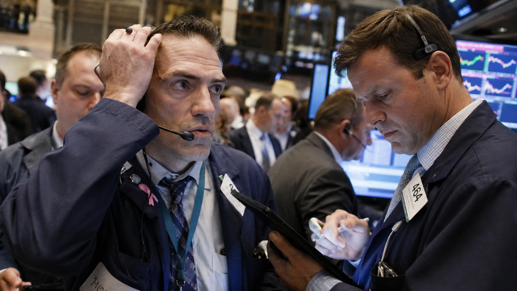 Wall Street inicia septiembre a la baja mientras suben el petróleo y los rendimientos de los bonos